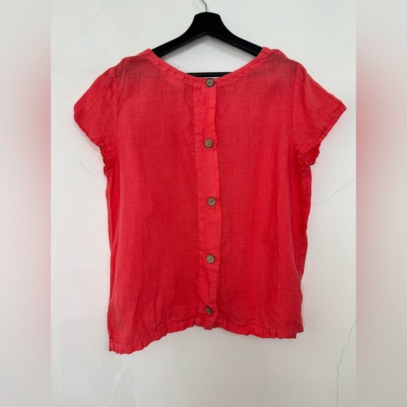 NWOT Women’s C&C California 100% Linen Coral Button Rear Fastening Boat Neck Top - Picture 2 of 5
